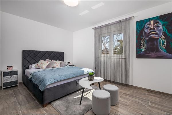 House K1, for 10 persons