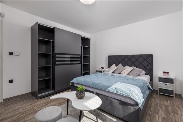 House K1, for 10 persons