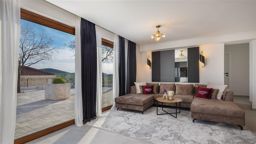 House K1, for 8 persons