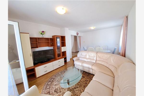 Apartment A1, for 7 persons