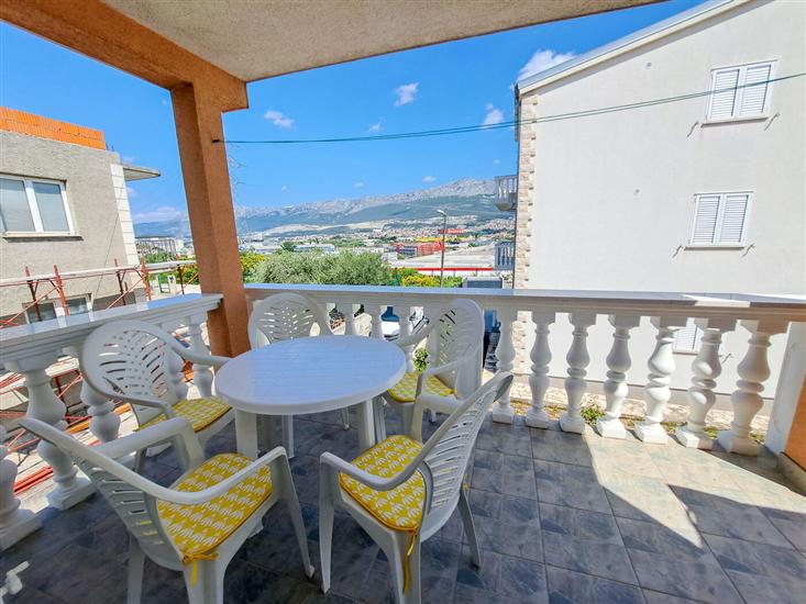 Apartment A1, for 7 persons