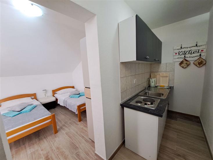 Apartment A1, for 7 persons
