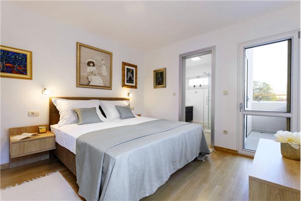 House K1, for 8 persons