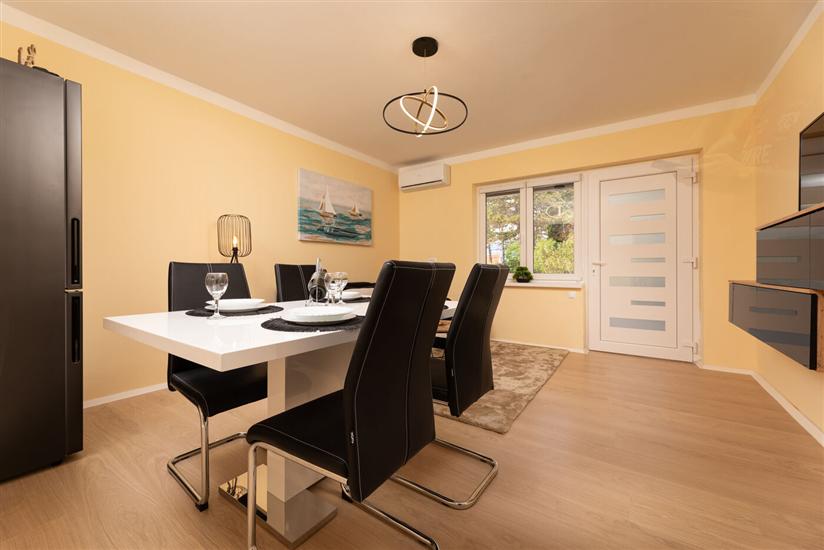 Apartment A1, for 4 persons