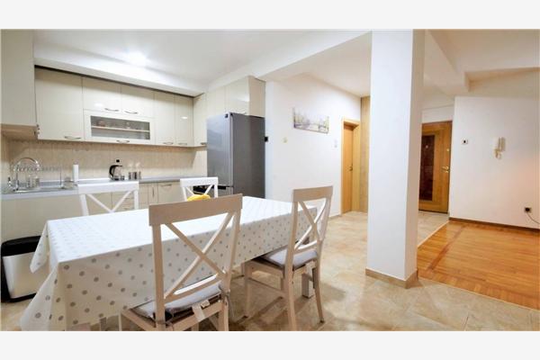 Apartment A1, for 5 persons