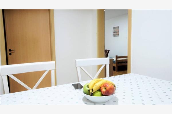 Apartment A1, for 5 persons