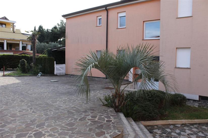 Apartmaj MIRNA ZAMBRATIJA