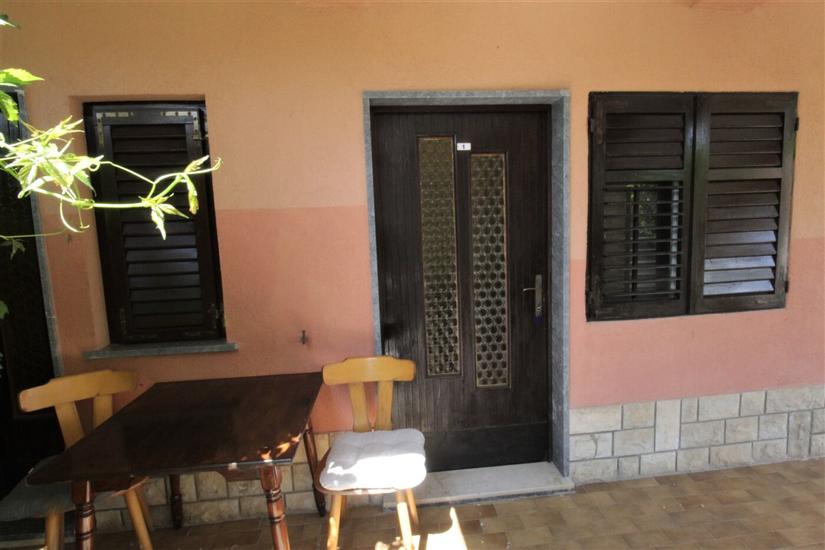 Room S2, for 2 persons