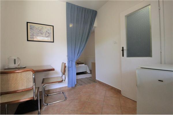 Room S2, for 2 persons