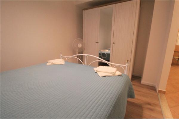 Room S3, for 2 persons