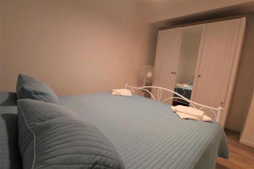 Room S3, for 2 persons