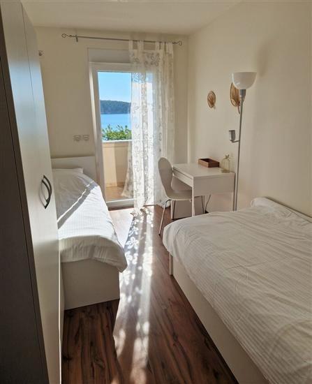 Apartment A1, for 6 persons