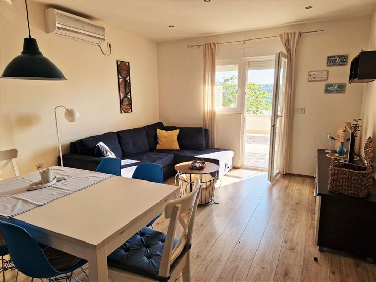 Apartment A1, for 6 persons
