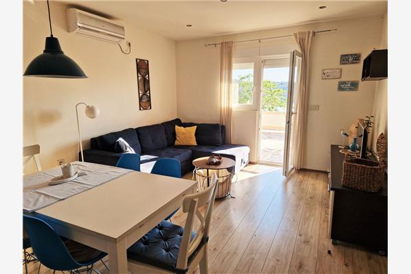 Apartment A1, for 6 persons