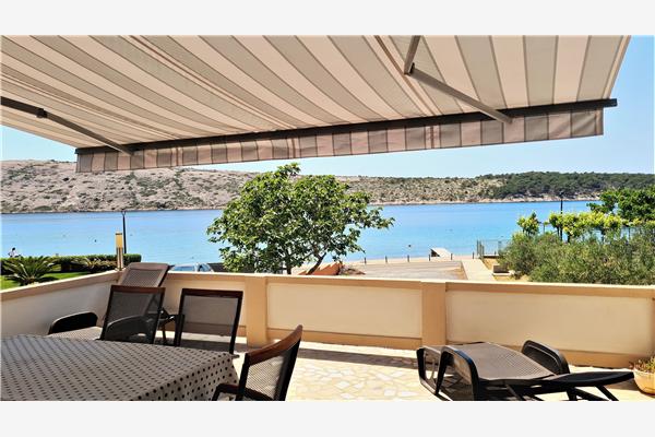 Apartment A1, for 6 persons