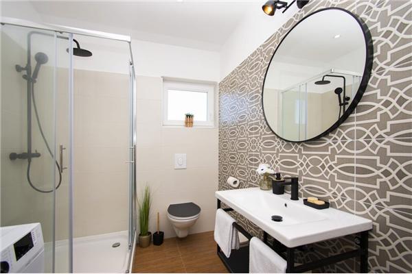 Apartman A2, za 5 osoba/e