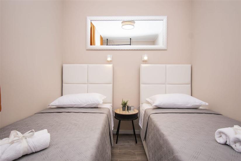 Apartman A2, za 5 osoba/e