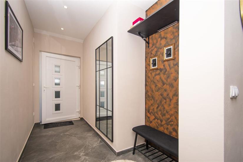 Apartman A2, za 5 osoba/e