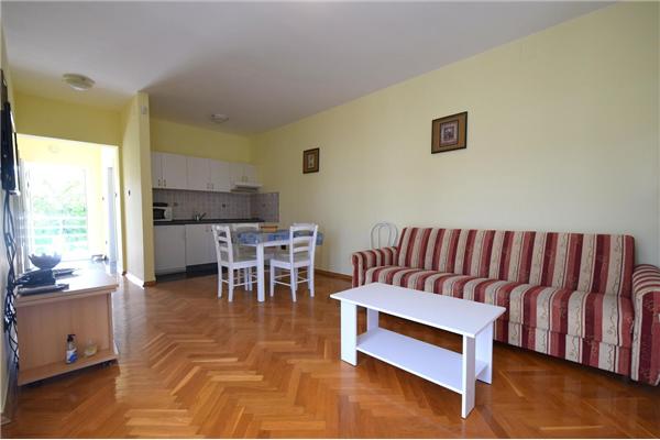 Apartment A2, for 5 persons