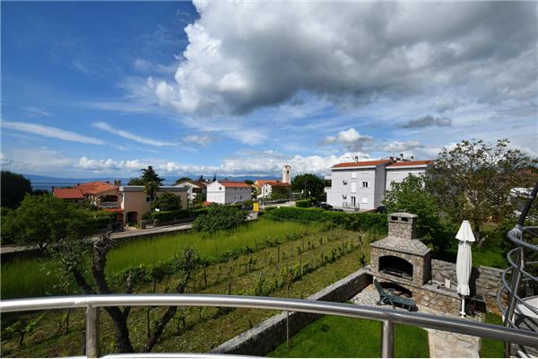 Apartment A2, for 5 persons