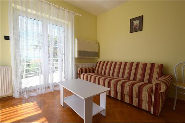 Apartment A1, for 5 persons