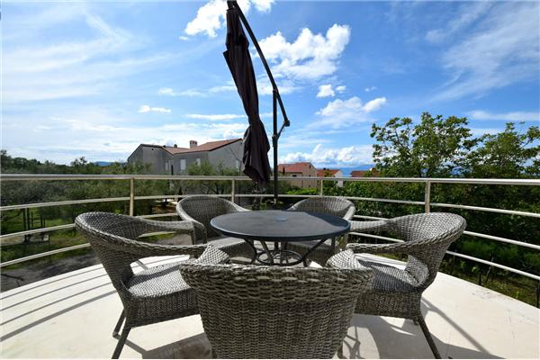 Apartment A1, for 5 persons