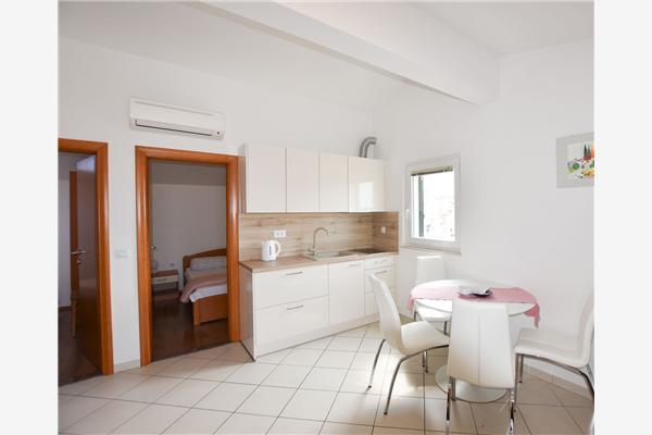 Apartment A5, for 4 persons