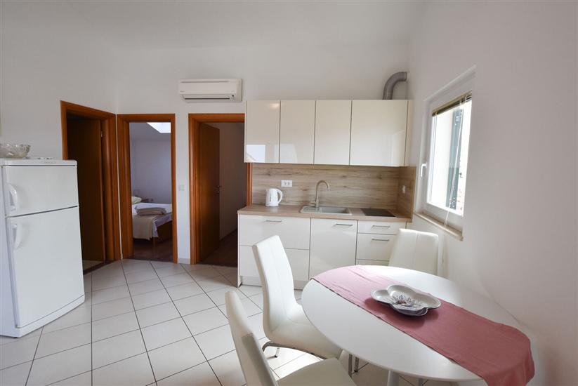 Apartment A5, for 4 persons