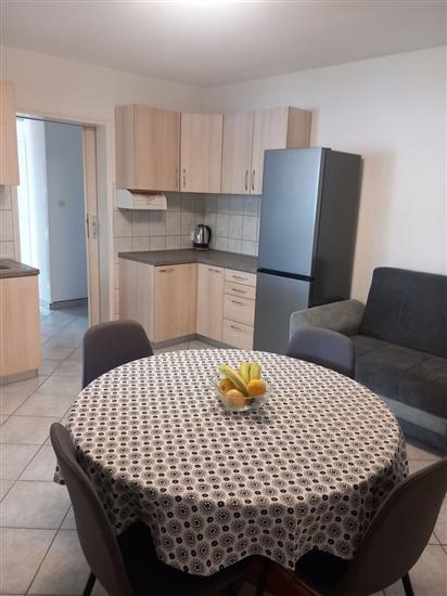 Apartment A2, for 5 persons