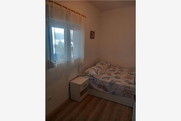 Apartment A2, for 5 persons