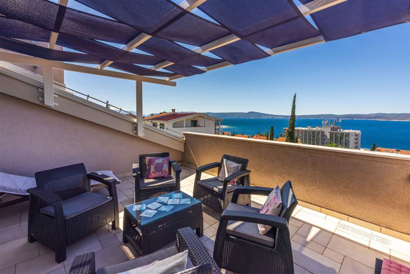 Apartment A2, for 6 persons