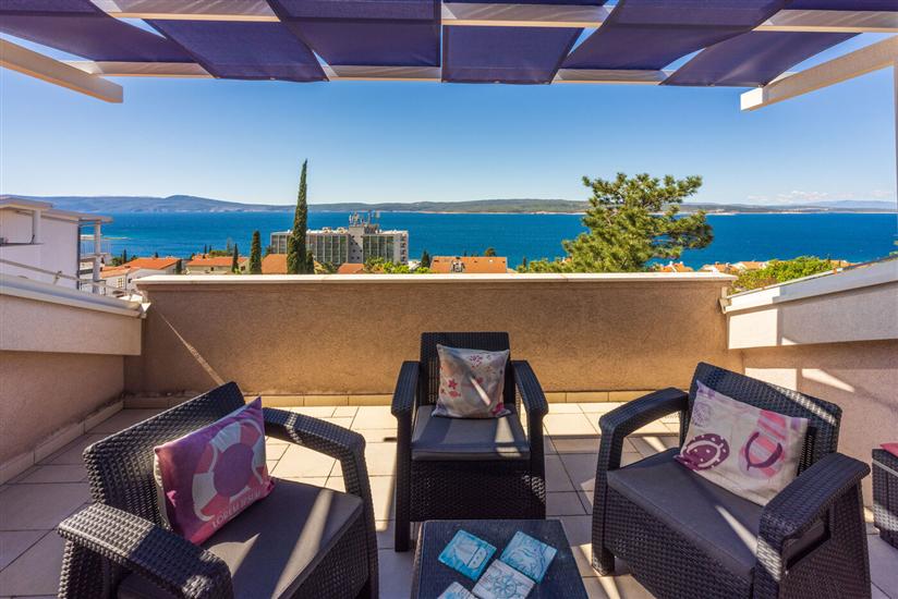 Apartment A2, for 6 persons