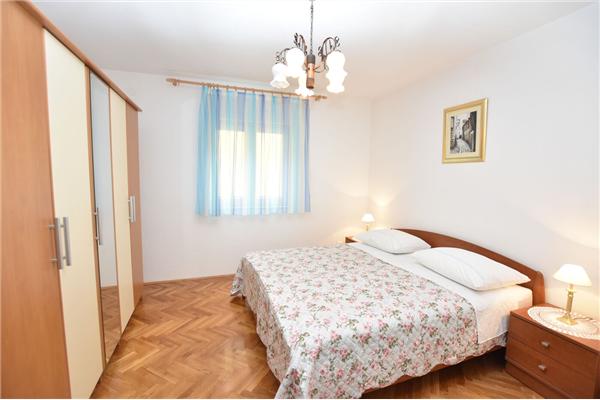 Apartment A1, for 4 persons