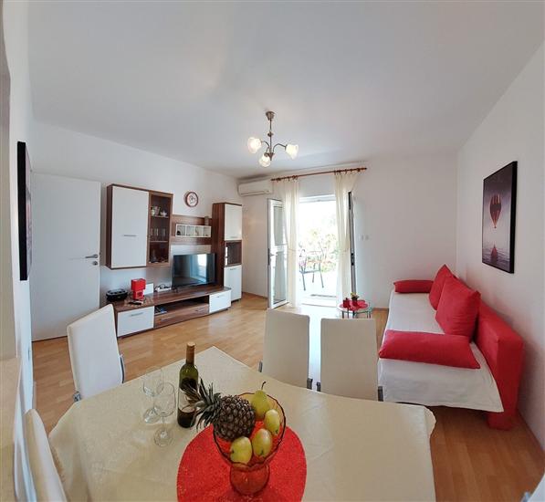 Apartment A1, for 4 persons