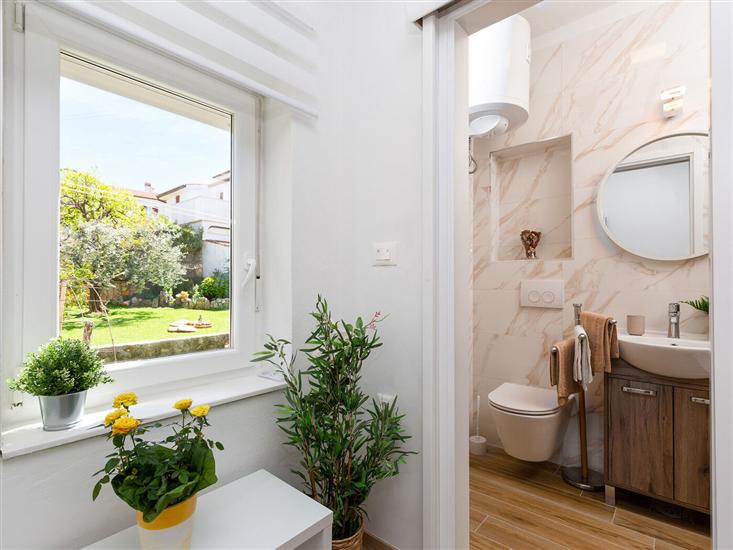 Apartment A1, for 6 persons