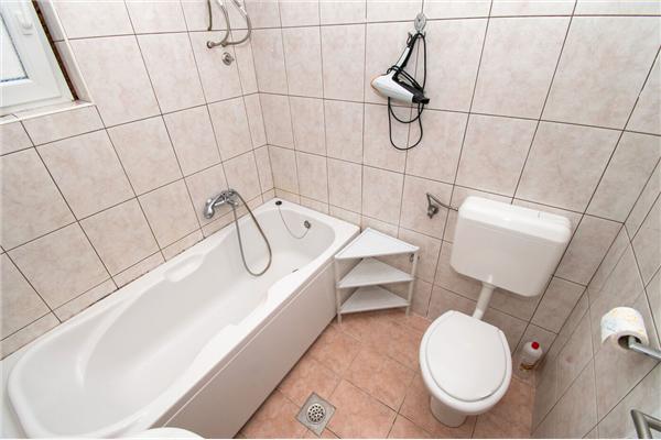 Apartment A3, for 4 persons