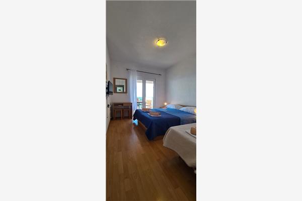 Apartment A1, for 3 persons