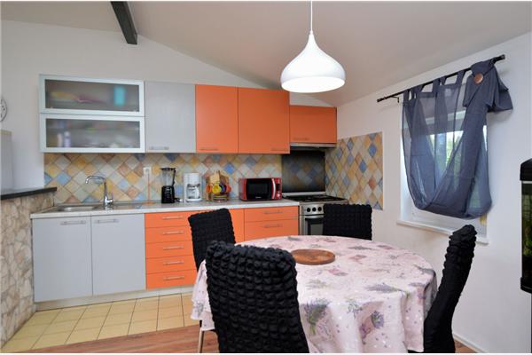 Apartment A1, for 5 persons