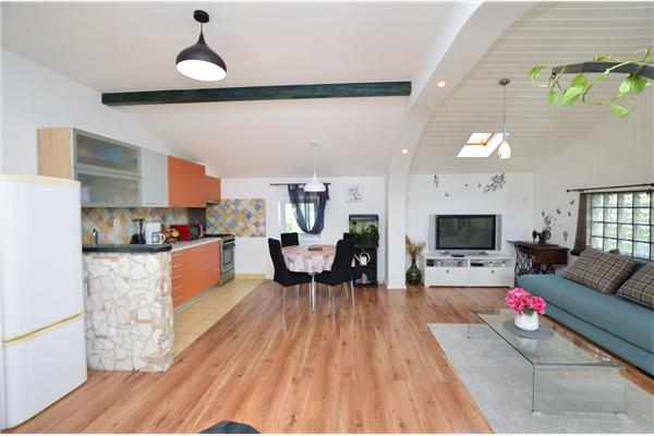 Apartment A1, for 5 persons