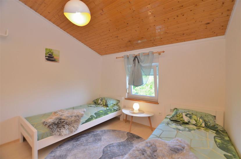 Apartment A1, for 5 persons