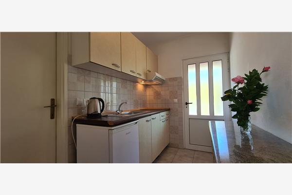 Apartment A2, for 3 persons