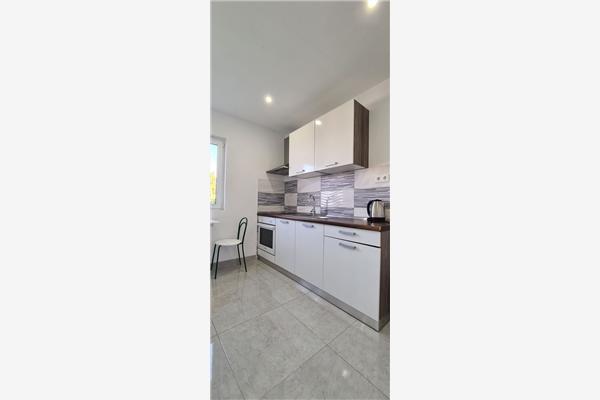 Apartment A4, for 3 persons