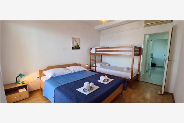 Apartment A4, for 3 persons