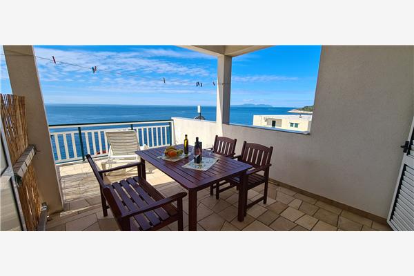 Apartment A4, for 3 persons