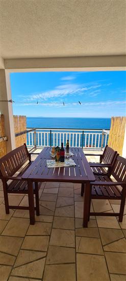 Apartment A7, for 3 persons