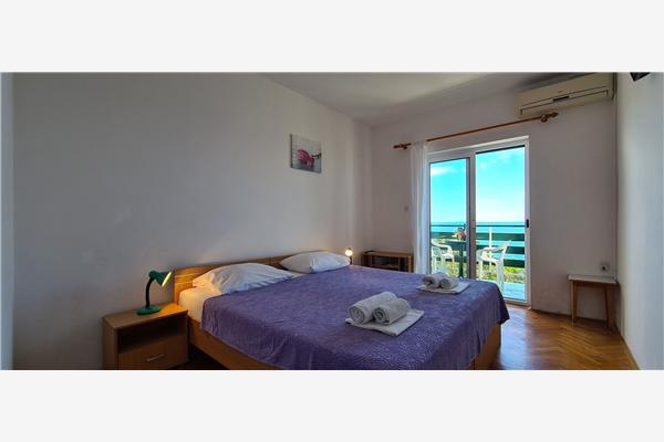 Apartment A8, for 2 persons