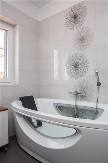 House K1, for 10 persons