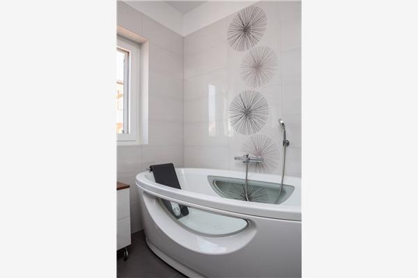 House K1, for 10 persons