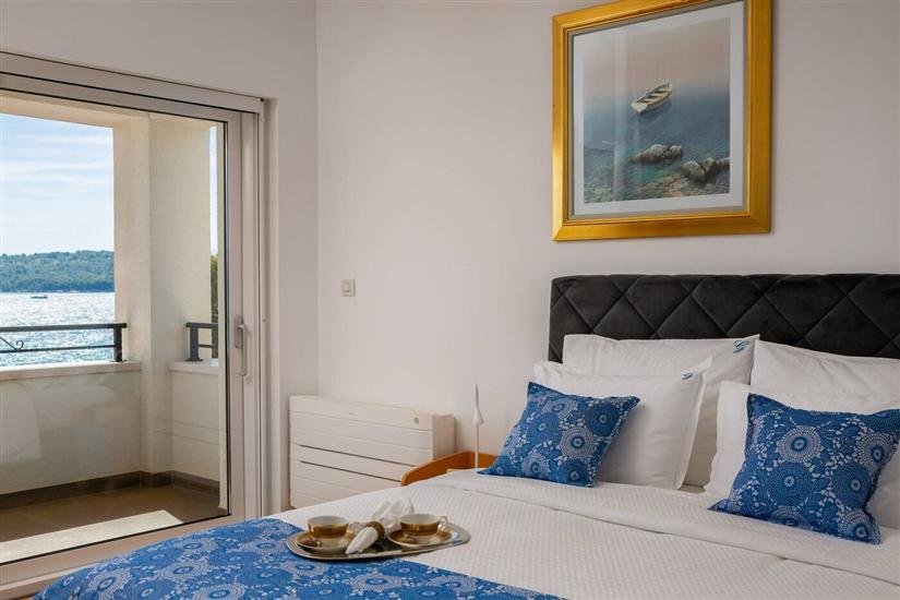 House K1, for 10 persons