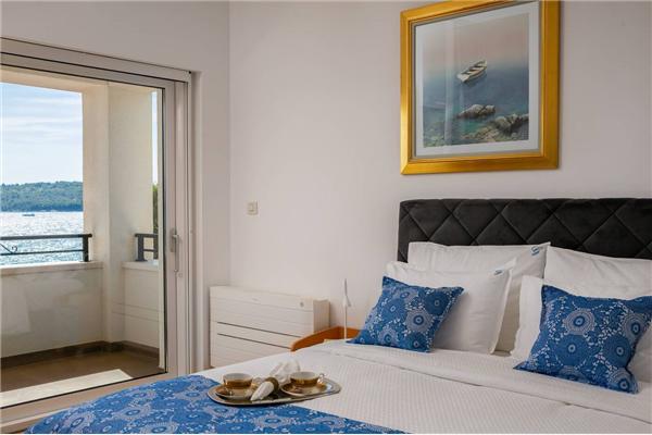 House K1, for 10 persons